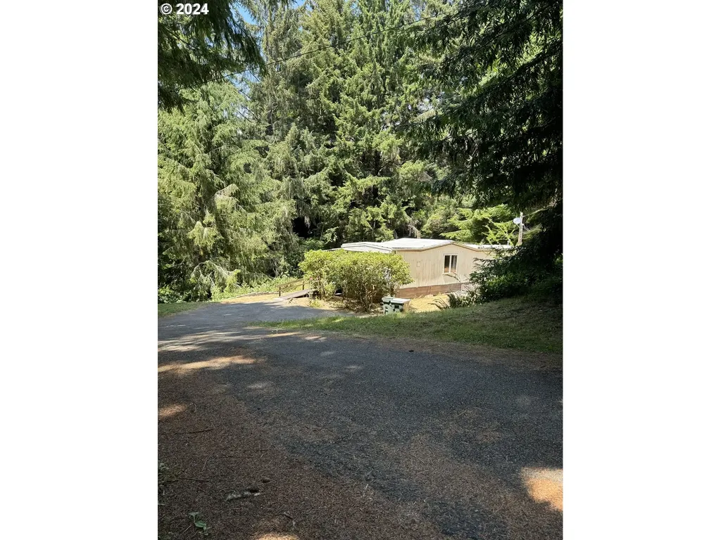 92553 Cascade Lane Coos Bay OR 97420