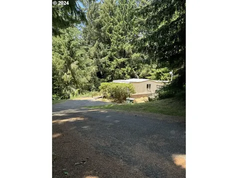 92553 Cascade Lane Coos Bay OR 97420