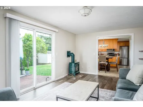 1740 Se Hale Avenue Gresham OR 97080