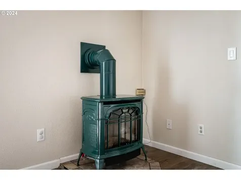 1740 Se Hale Avenue Gresham OR 97080