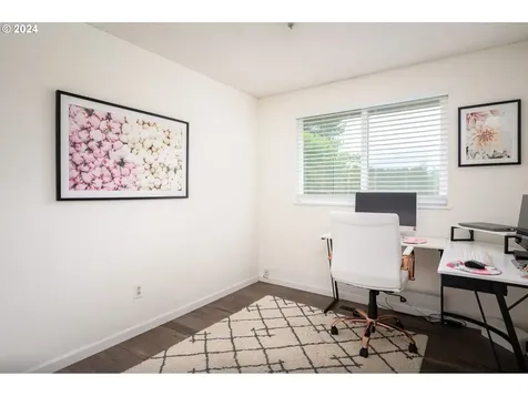1740 Se Hale Avenue Gresham OR 97080
