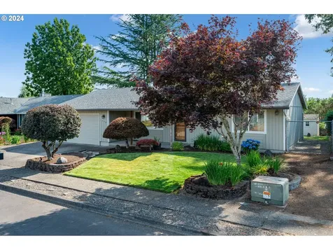 1740 Se Hale Avenue Gresham OR 97080