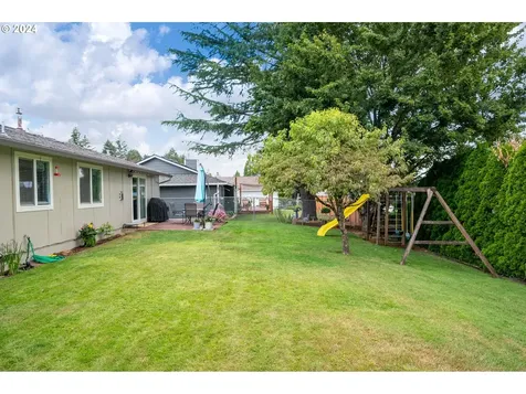 1740 Se Hale Avenue Gresham OR 97080