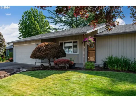 1740 Se Hale Avenue Gresham OR 97080