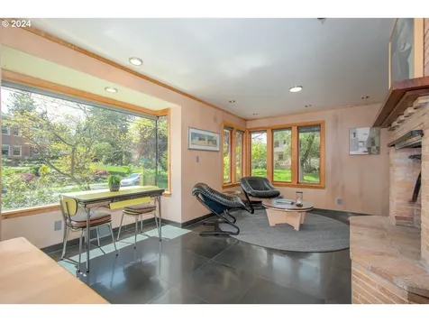 3411 Se Ankeny Street Portland OR 97214