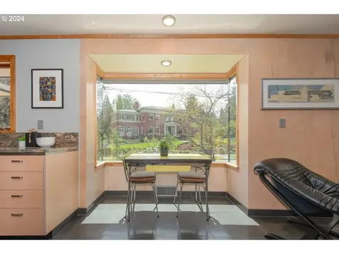 3411 Se Ankeny Street Portland OR 97214