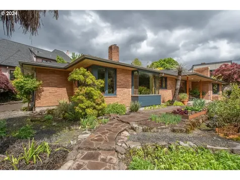 3411 Se Ankeny Street Portland OR 97214