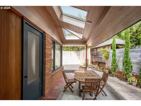 3411 Se Ankeny Street Portland OR 97214