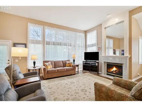 15507 NW Par Court Portland OR 97229