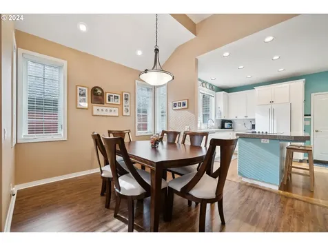 15507 NW Par Court Portland OR 97229