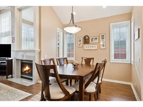 15507 NW Par Court Portland OR 97229