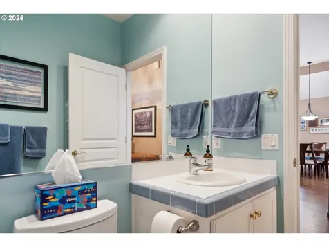 15507 NW Par Court Portland OR 97229