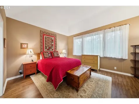 15507 NW Par Court Portland OR 97229