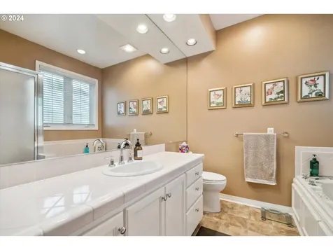 15507 NW Par Court Portland OR 97229