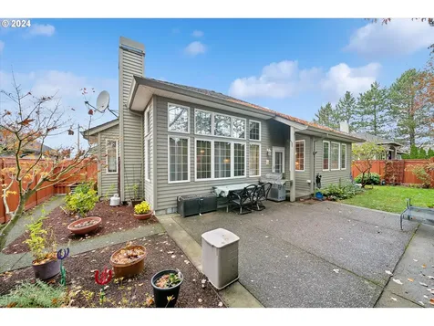 15507 NW Par Court Portland OR 97229