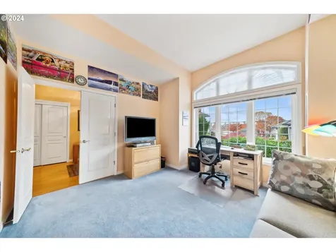 15507 NW Par Court Portland OR 97229