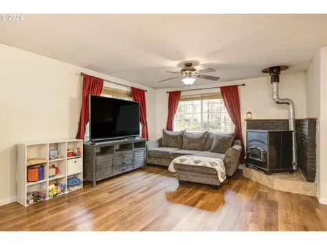 49627 SW Hebo Road Grand Ronde OR 97347