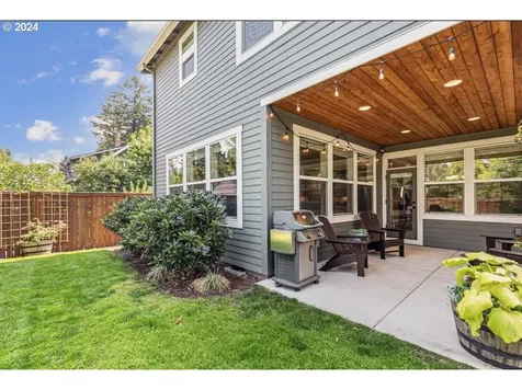 4611 SE Gladstone Street Portland OR 97206