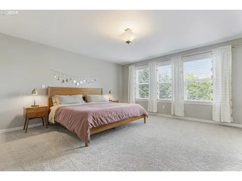 4611 SE Gladstone Street Portland OR 97206