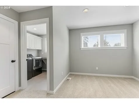 4611 SE Gladstone Street Portland OR 97206