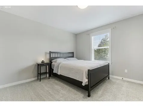 4611 SE Gladstone Street Portland OR 97206