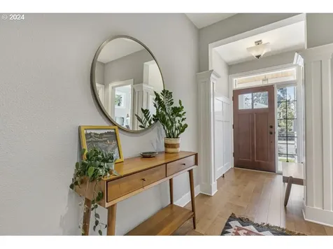 4611 SE Gladstone Street Portland OR 97206