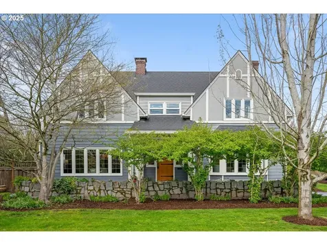 425 SE 50th Avenue Portland OR 97215
