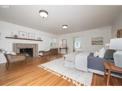 425 SE 50th Avenue Portland OR 97215