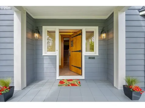 425 SE 50th Avenue Portland OR 97215