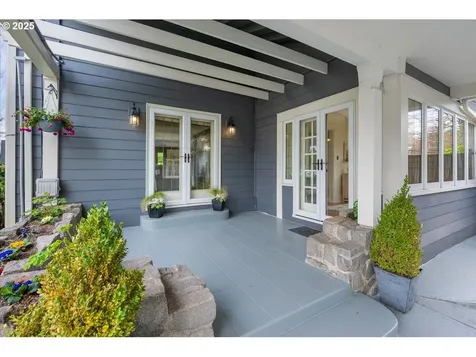 425 SE 50th Avenue Portland OR 97215