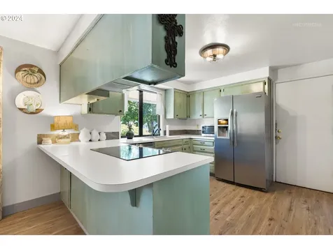 20895 SW Zurich Court Beaverton OR 97078