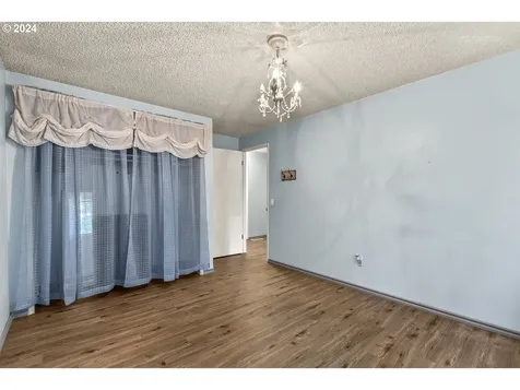 20895 SW Zurich Court Beaverton OR 97078