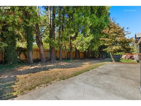 20895 SW Zurich Court Beaverton OR 97078