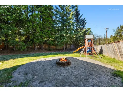 20895 SW Zurich Court Beaverton OR 97078