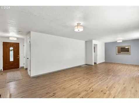 20895 SW Zurich Court Beaverton OR 97078