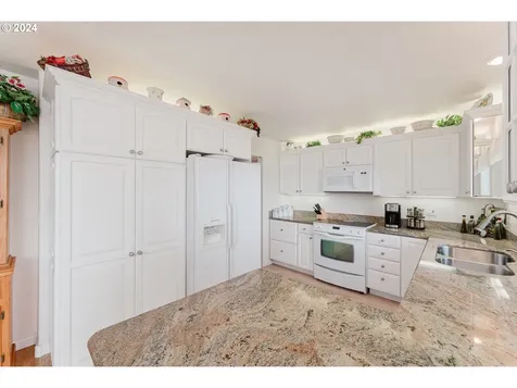 1200 NE Granite Ridge Street Roseburg OR 97470