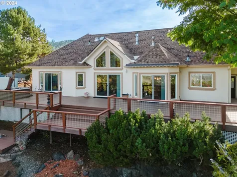 1200 NE Granite Ridge Street Roseburg OR 97470