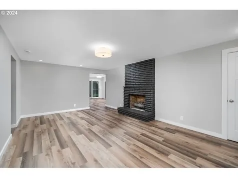 5420 Rinearson Road Gladstone OR 97027