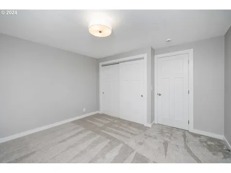 5420 Rinearson Road Gladstone OR 97027
