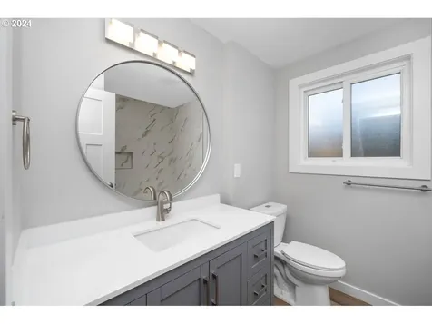 5420 Rinearson Road Gladstone OR 97027