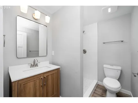5420 Rinearson Road Gladstone OR 97027