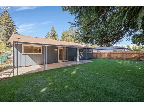 5420 Rinearson Road Gladstone OR 97027