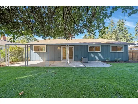 5420 Rinearson Road Gladstone OR 97027