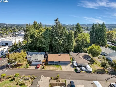 5420 Rinearson Road Gladstone OR 97027