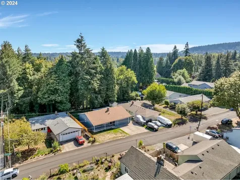 5420 Rinearson Road Gladstone OR 97027