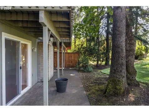 1500 Norkenzie Road Eugene OR 97401