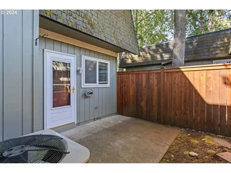 1500 Norkenzie Road Eugene OR 97401