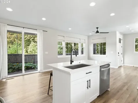 6344 SE Provence Street Hillsboro OR 97123