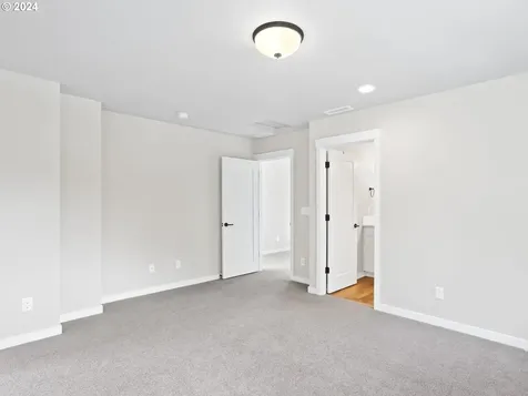 6344 SE Provence Street Hillsboro OR 97123