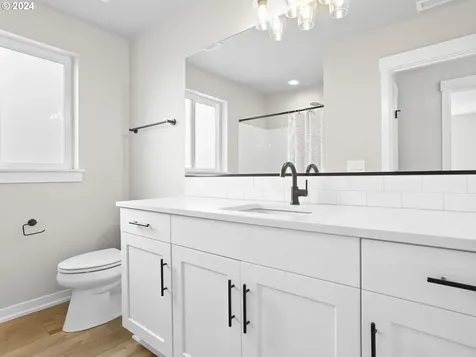 6344 SE Provence Street Hillsboro OR 97123